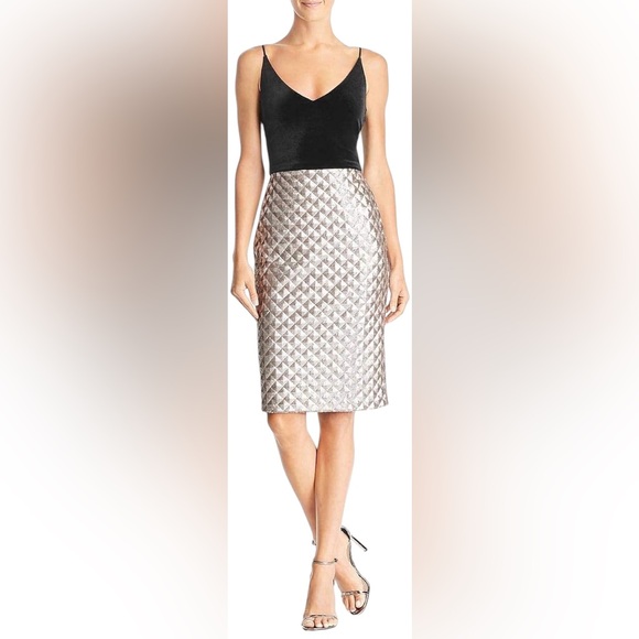 NWT Black Halo Womens Black Velvet Pewter Sequin Sheath Midi Dress Size 12 Love - Picture 5 of 15